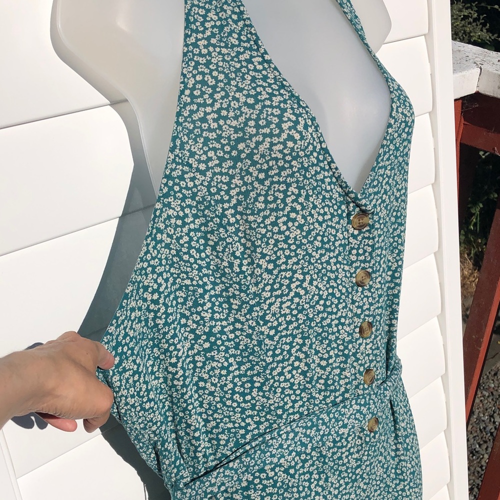 American Eagle Outfitters Green Halter Jumpsuit - Picture 4 of 10
